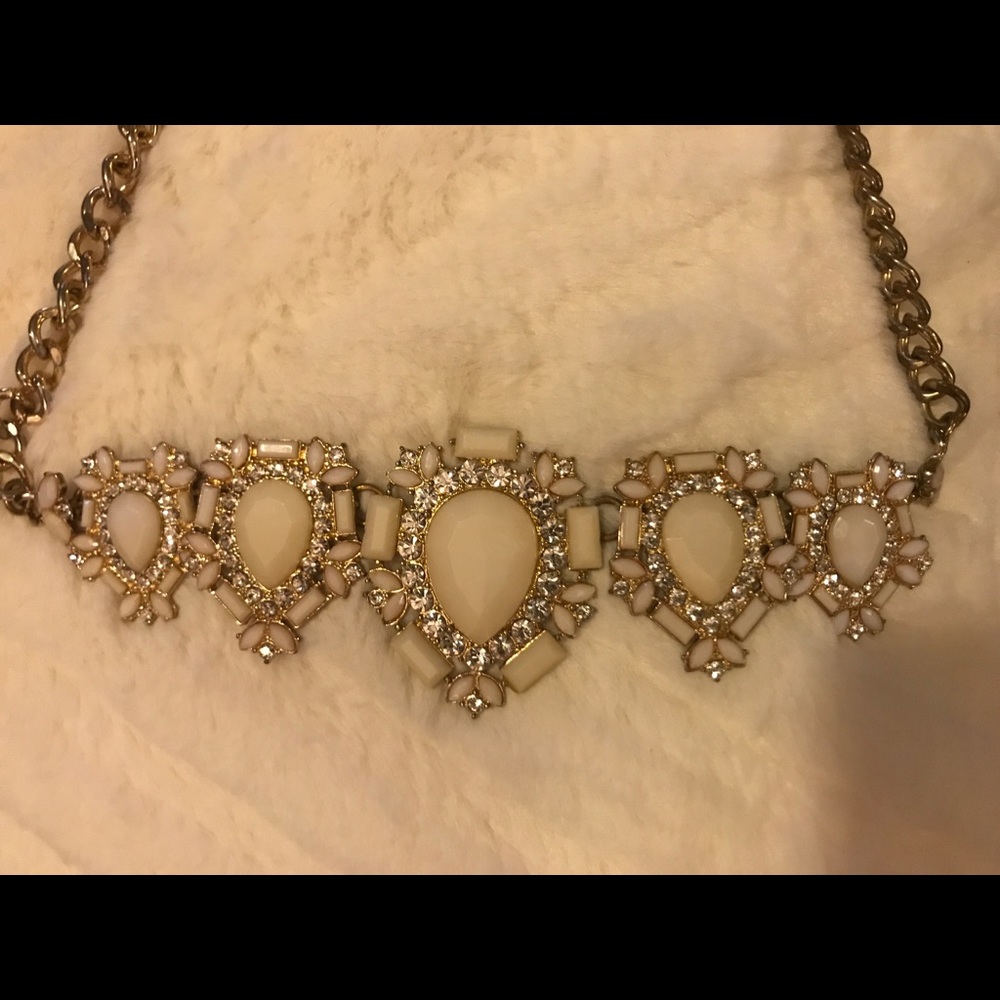 Statement Necklace - Picture 2 of 3